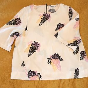 DKNYC blouse